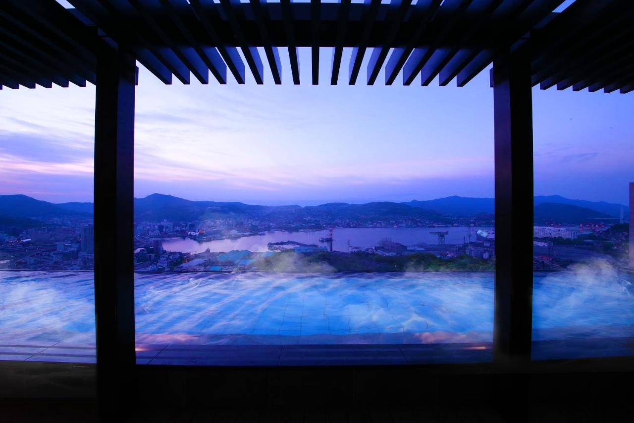 Ooedo Onsen Monogatari Nagasaki Hotel Seifu מראה חיצוני תמונה