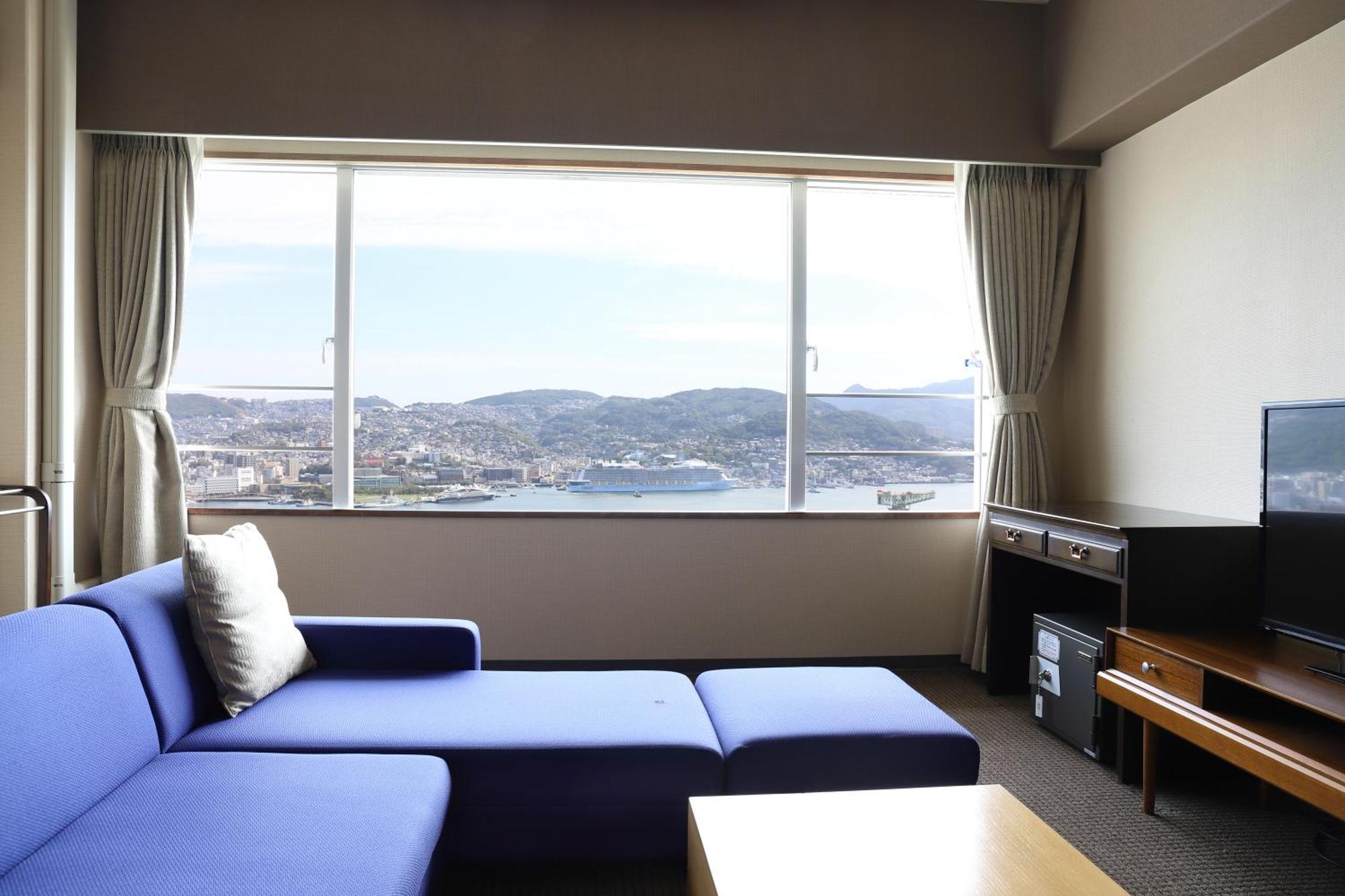 Ooedo Onsen Monogatari Nagasaki Hotel Seifu מראה חיצוני תמונה