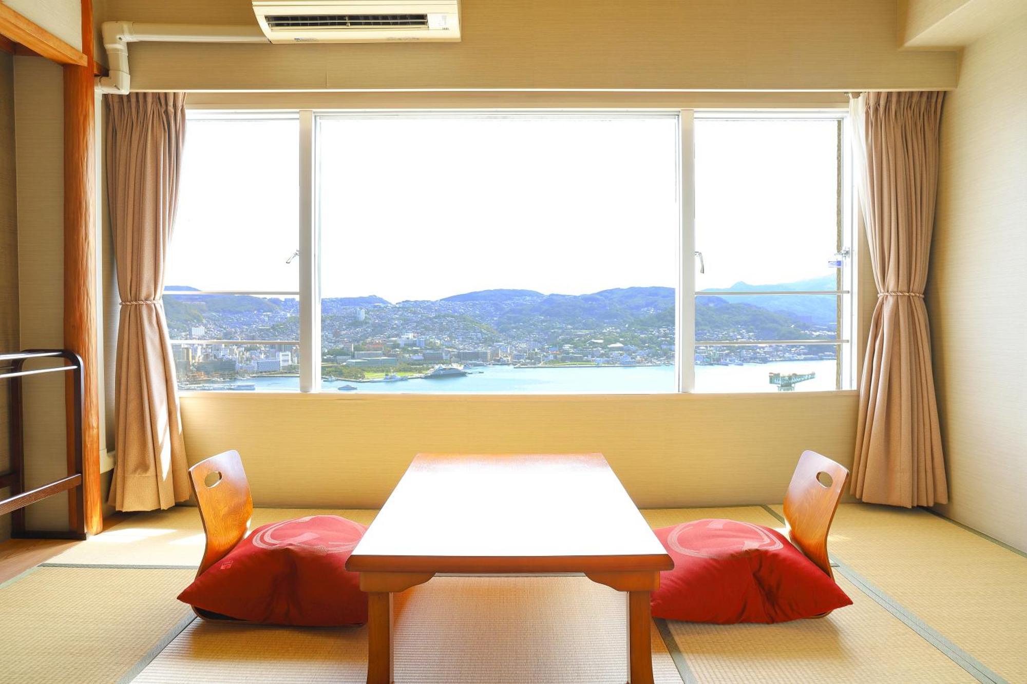 Ooedo Onsen Monogatari Nagasaki Hotel Seifu מראה חיצוני תמונה