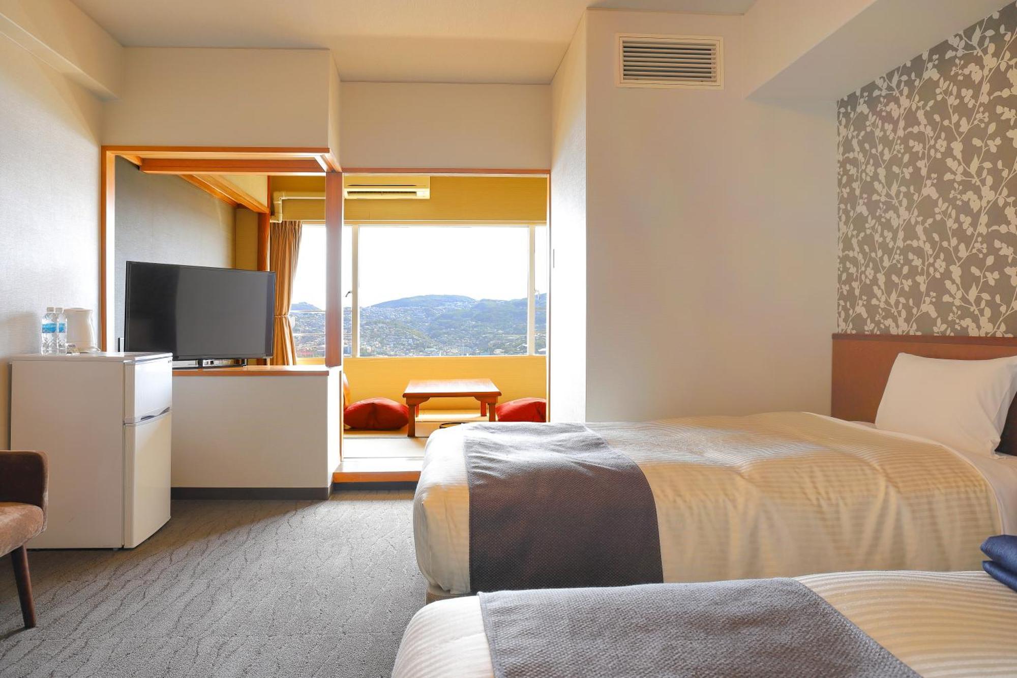 Ooedo Onsen Monogatari Nagasaki Hotel Seifu מראה חיצוני תמונה