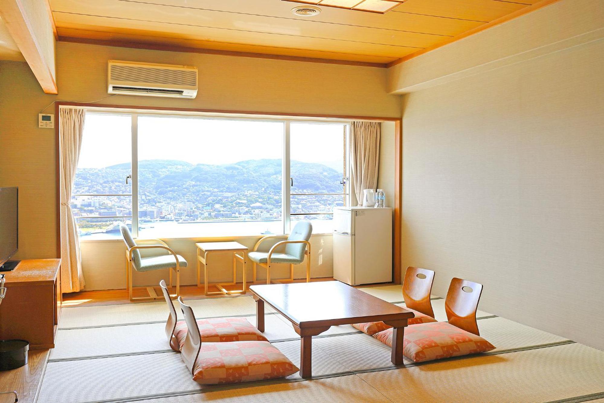 Ooedo Onsen Monogatari Nagasaki Hotel Seifu מראה חיצוני תמונה